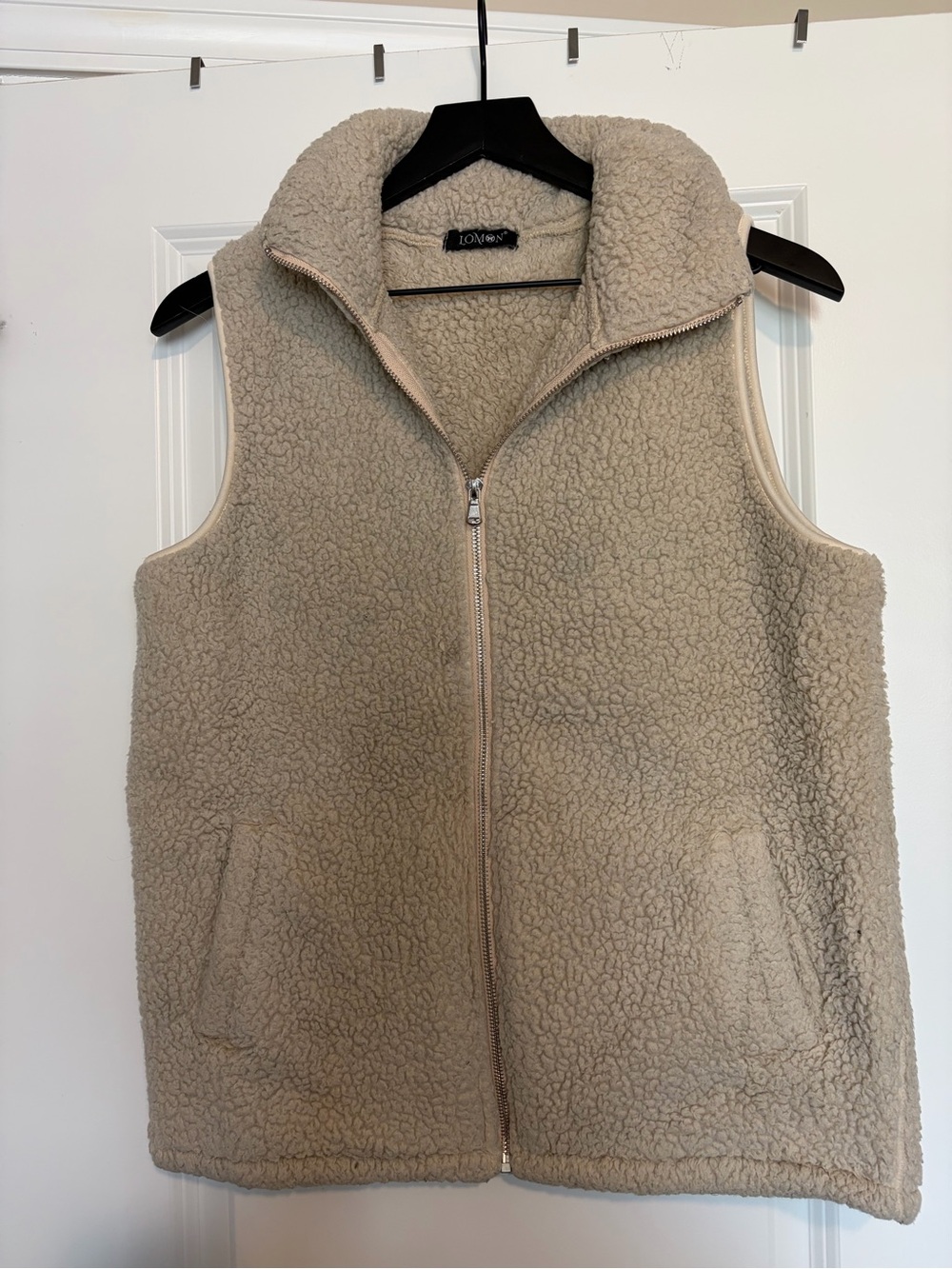 Love Cream Sherpa Zip Vest